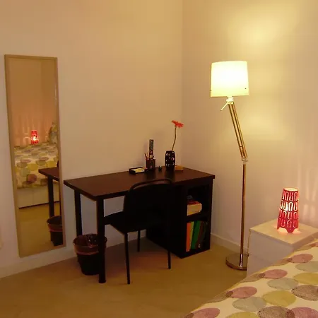 L' Interno A * Rome